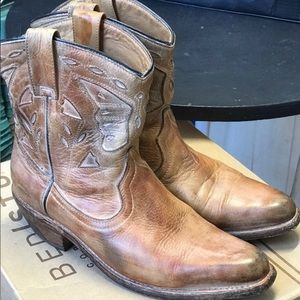 Bed Stu Filly Cowboy boot in tan rustic.